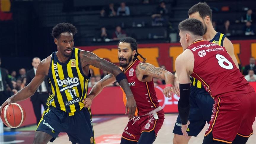 Derbi heyecanı başlıyor! Galatasaray - Fenerbahçe basketbol maçı saat kaçta, hangi kanalda yayınlanacak? 2